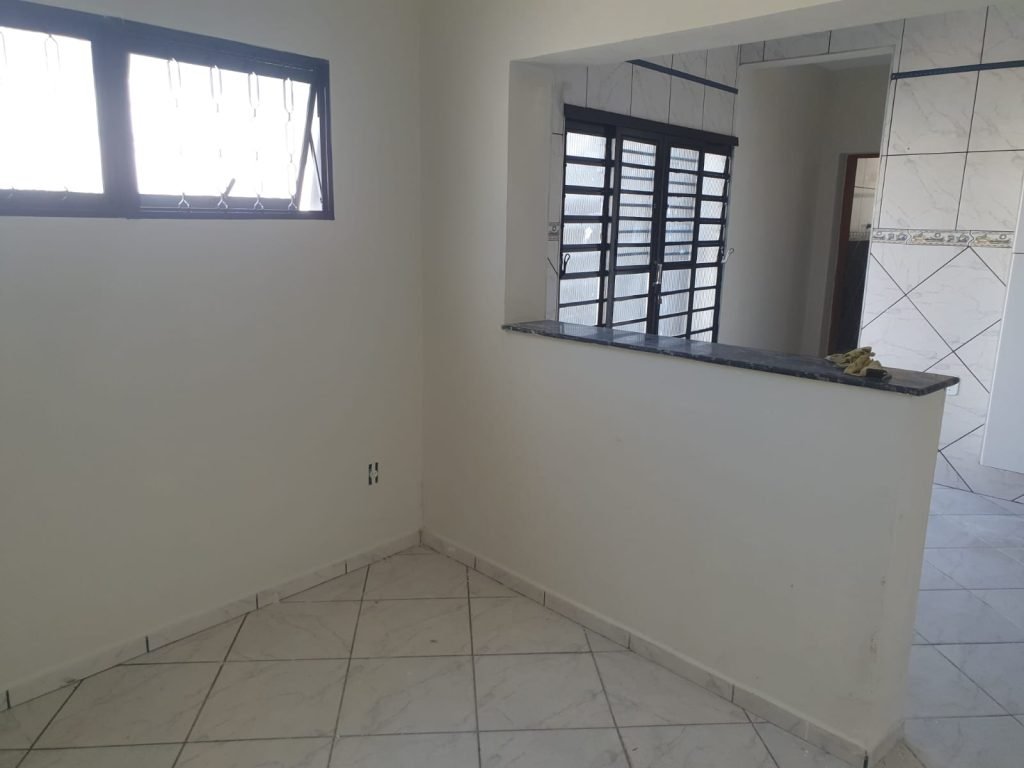 CASA NO CENTRO DA CIDADE