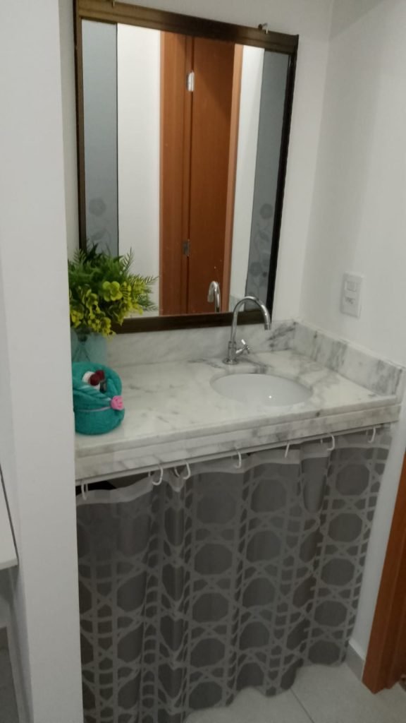 APARTAMENTO PARA 5 PESSOAS NO CONDOMÍNIO DA FÉ COM VAGA DE GARAGEM