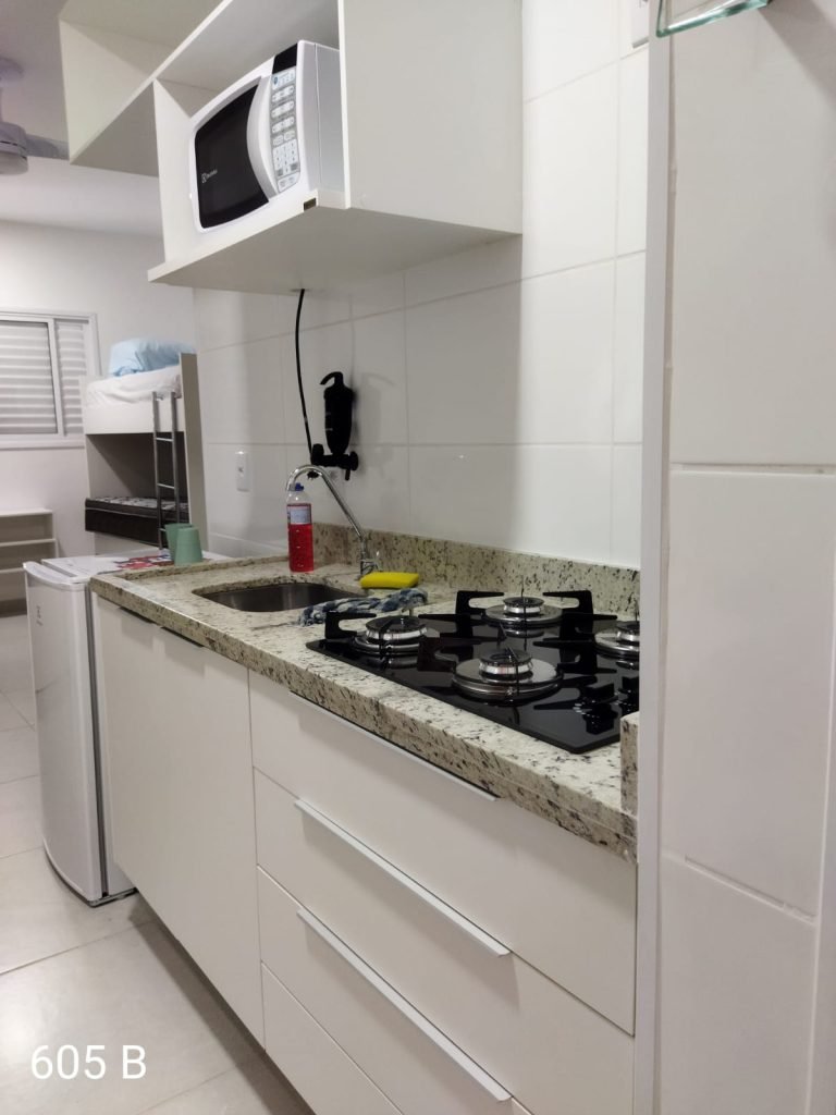 APARTAMENTO 28,8 M² – 5 PESSOAS – NO CONDOMÍNIO DA FÉ