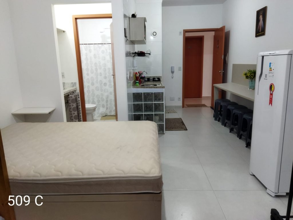 APARTAMENTO PARA 5 PESSOAS NO CONDOMÍNIO DA FÉ COM VAGA DE GARAGEM