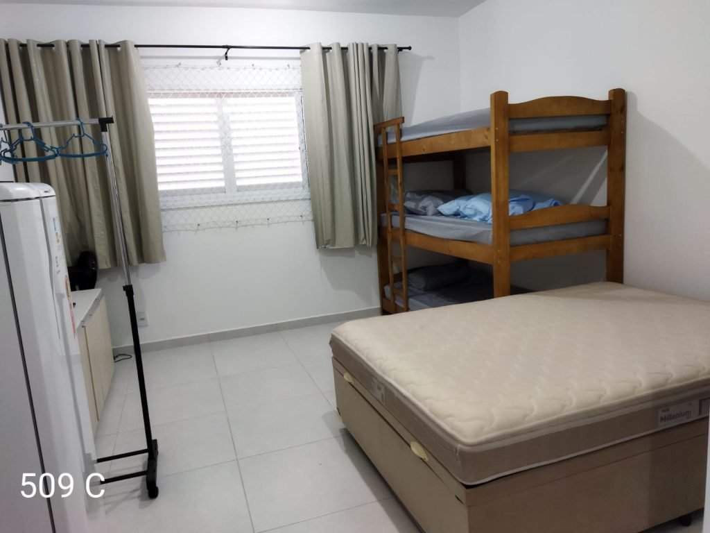 APARTAMENTO PARA 5 PESSOAS NO CONDOMÍNIO DA FÉ COM VAGA DE GARAGEM