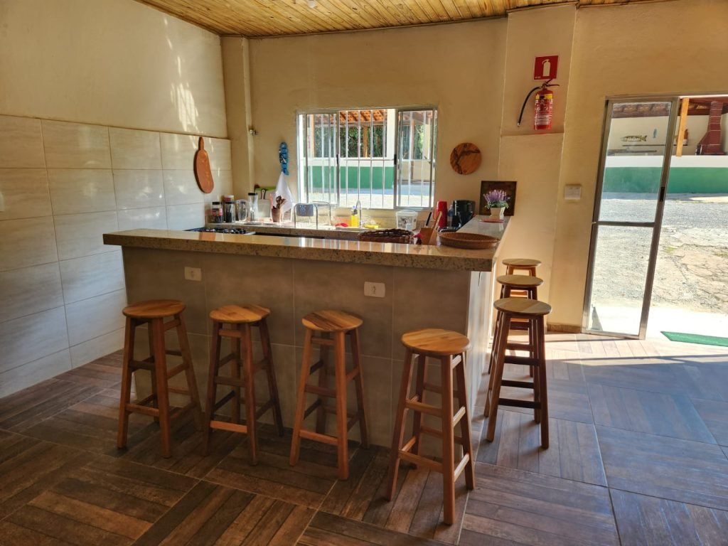 CASA DE CAMPO – ESTRADA ASFALTADA – 8 MINUTOS DA CANÇÃO NOVA