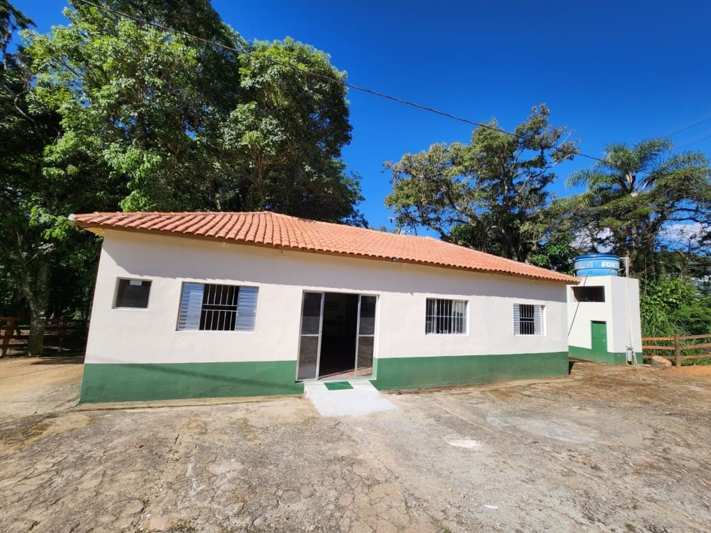 CASA DE CAMPO – ESTRADA ASFALTADA – 8 MINUTOS DA CANÇÃO NOVA