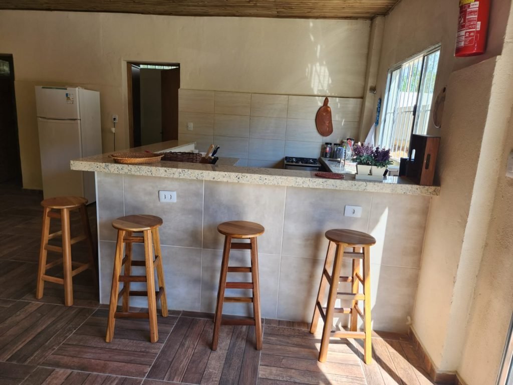 CASA DE CAMPO – ESTRADA ASFALTADA – 8 MINUTOS DA CANÇÃO NOVA