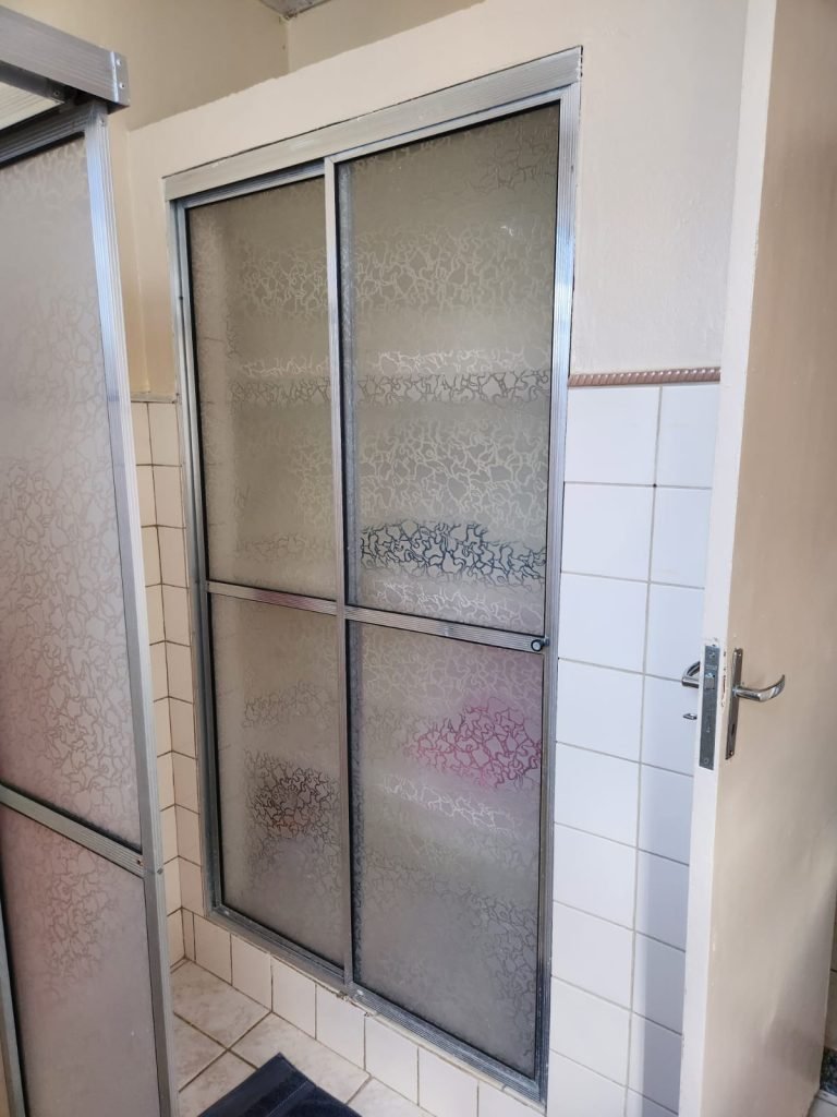 CASA DE CAMPO – ESTRADA ASFALTADA – 8 MINUTOS DA CANÇÃO NOVA