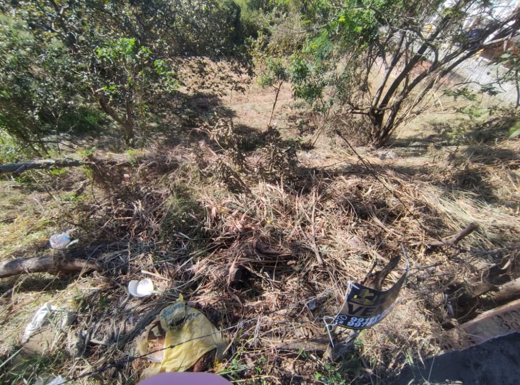 IMPERDÍVEL!!!  TERRENO COM 1000m² – NA SARAH KUBITSCHEK – NEGOCIÁVEL