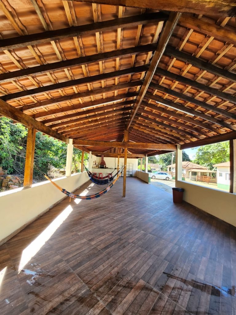 CASA DE CAMPO – ESTRADA ASFALTADA – 8 MINUTOS DA CANÇÃO NOVA