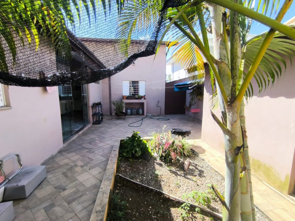 CASA DE ALTO PADRÃO NO CONDOMÍNIO NOVA CACHOEIRA