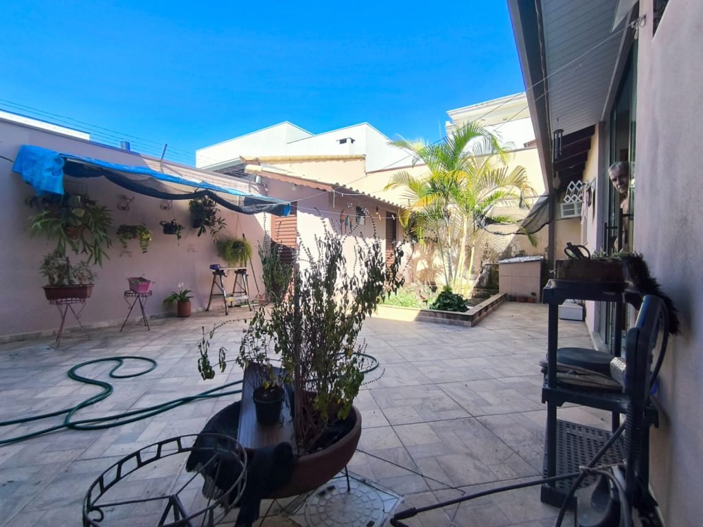 CASA DE ALTO PADRÃO NO CONDOMÍNIO NOVA CACHOEIRA