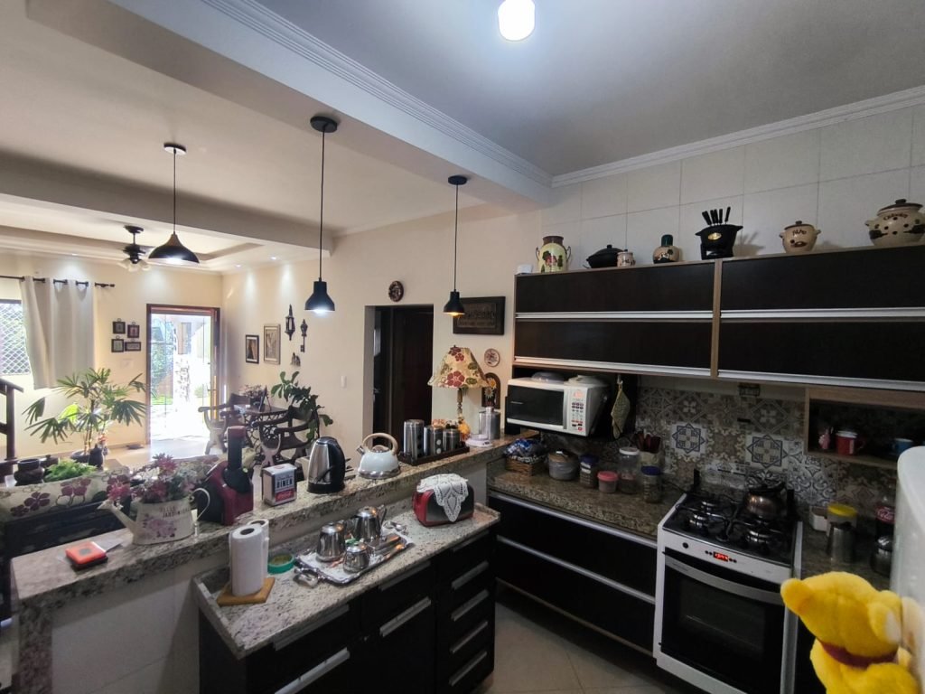 CASA DE ALTO PADRÃO NO CONDOMÍNIO NOVA CACHOEIRA