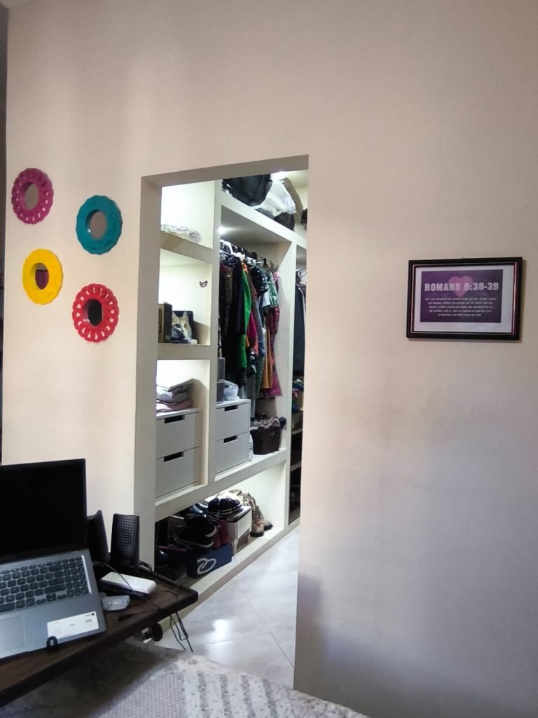 CASA DE ALTO PADRÃO NO CONDOMÍNIO NOVA CACHOEIRA