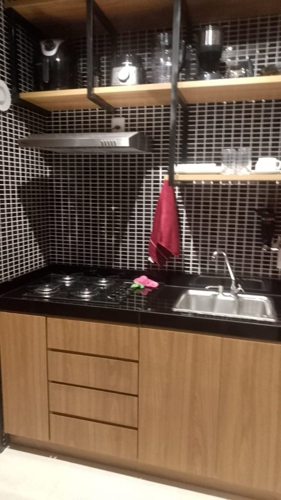 Apto Premium no Condomínio da Fé: Wi-Fi Gratuito e Vaga Privativa a 3 Minutos a Pé da Canção Nova