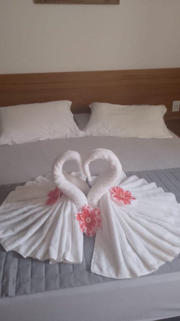 “Apto Premium no Condomínio da Fé,  só 3 Minutos a Pé da Canção Nova!”